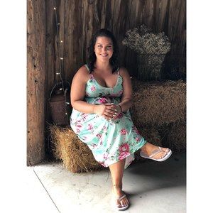 Meet your Posher, Leslie